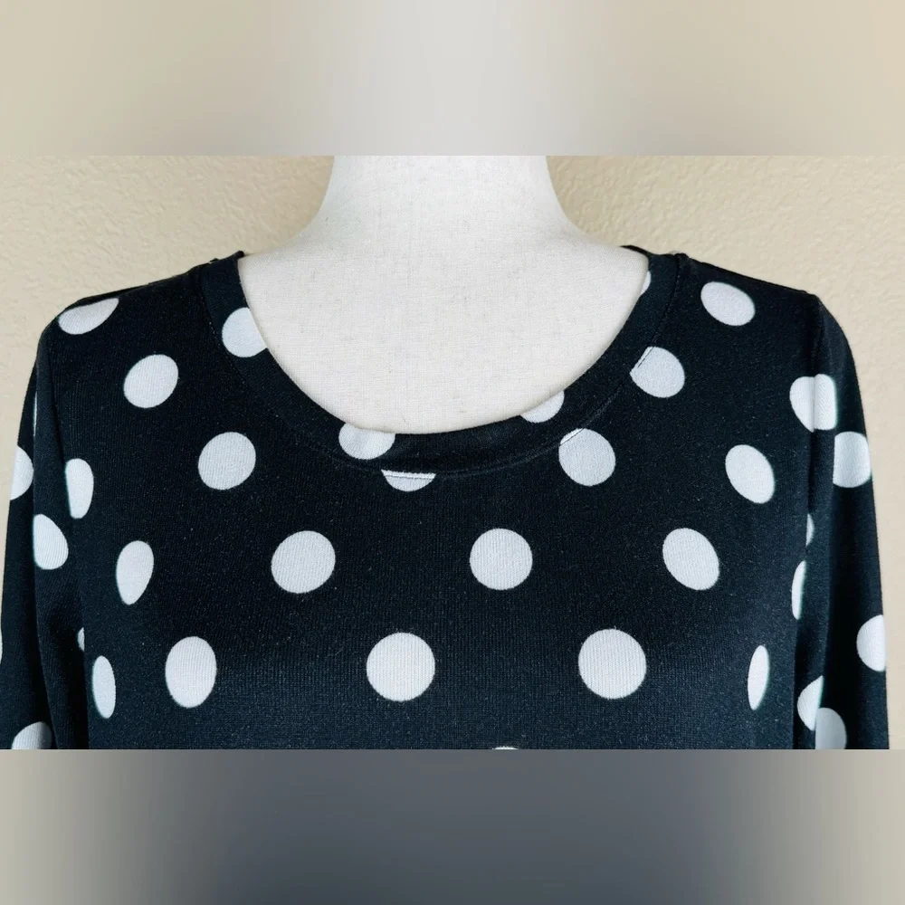 Kate Spade Black w/ White Polka Dot Long Sleeve Shift Dress. Size- M